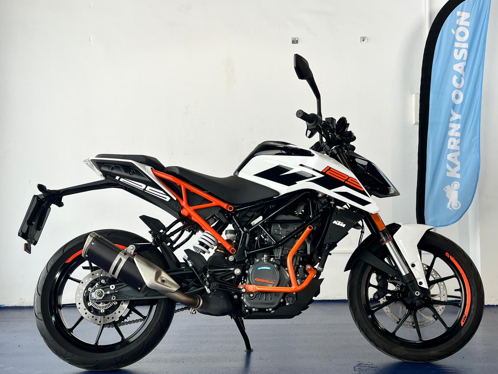 KTM DUKE 125 ABS