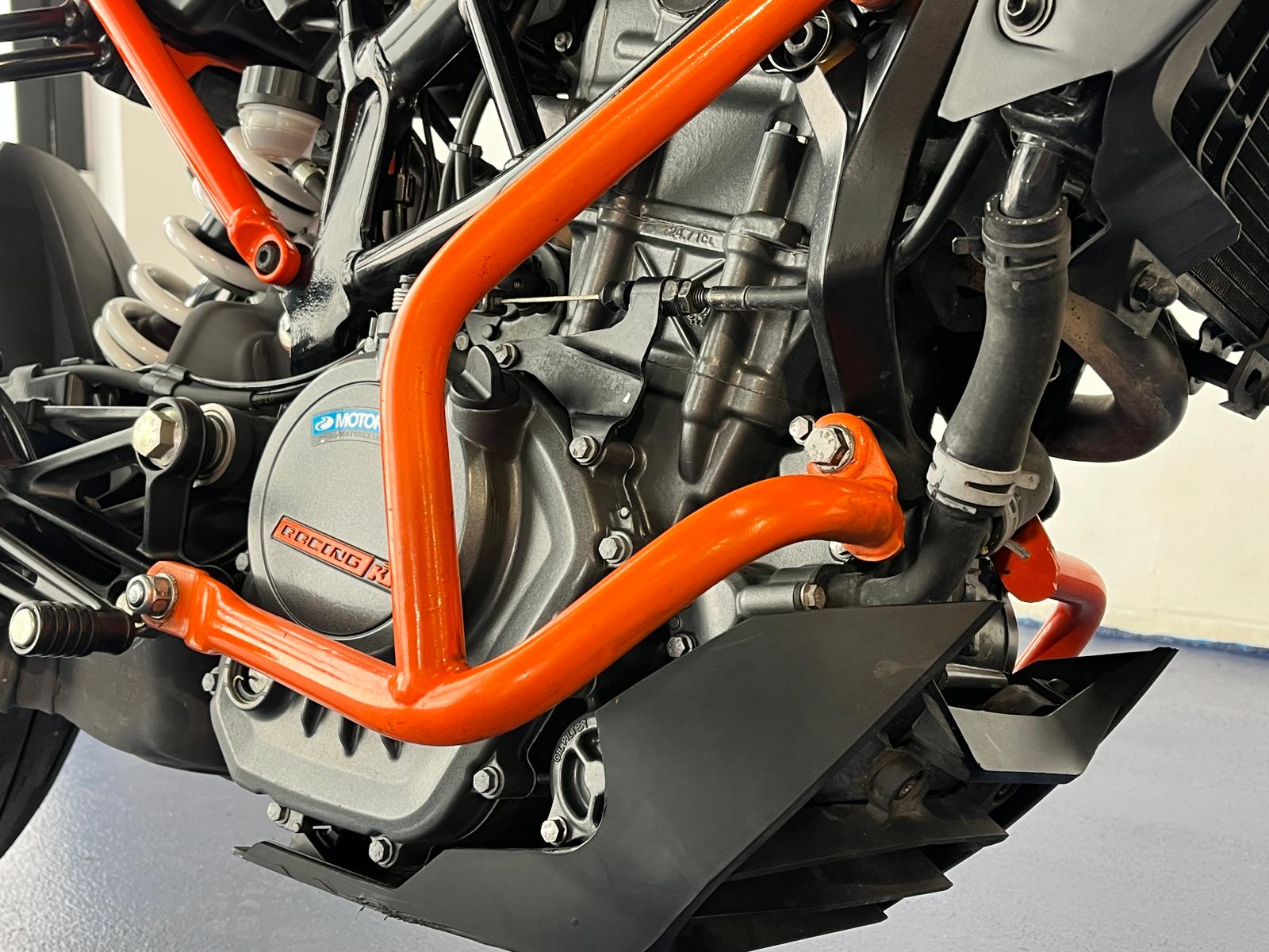 KTM DUKE 125 ABS - Imagen 11