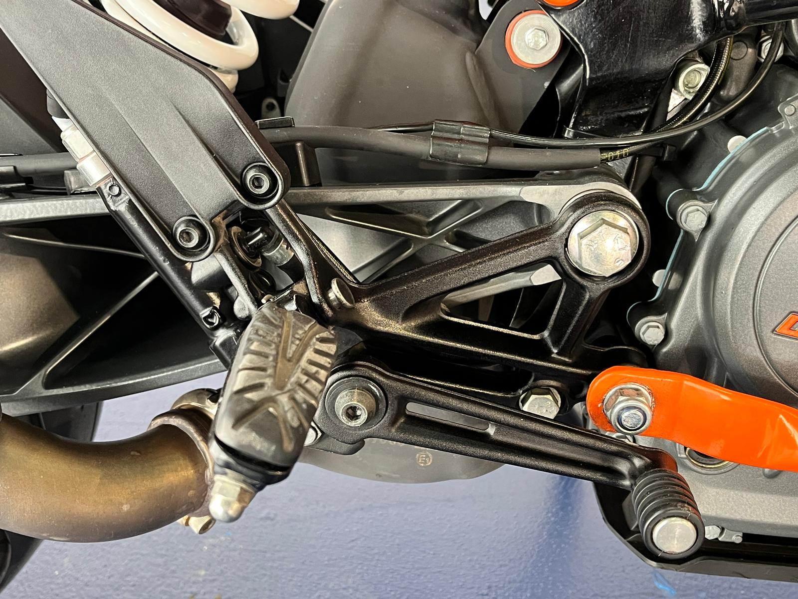 KTM DUKE 125 ABS - Imagen 16