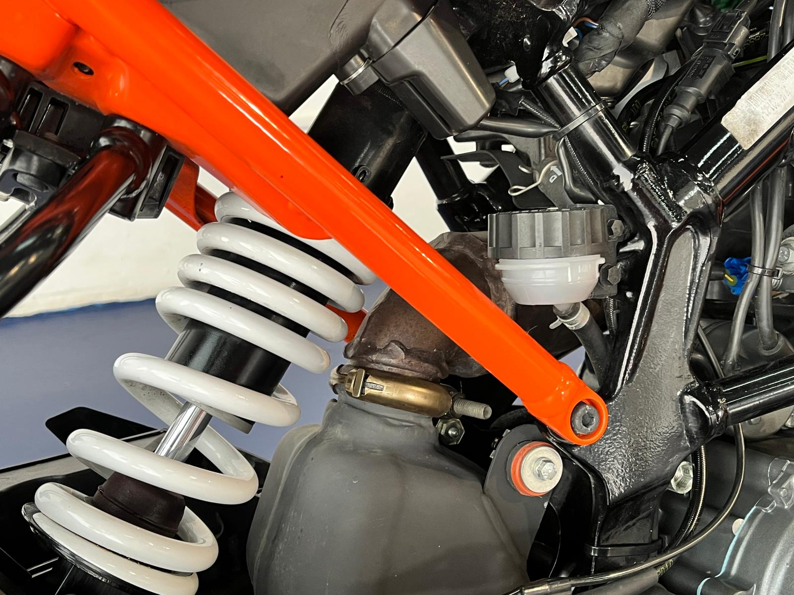 KTM DUKE 125 ABS - Imagen 19