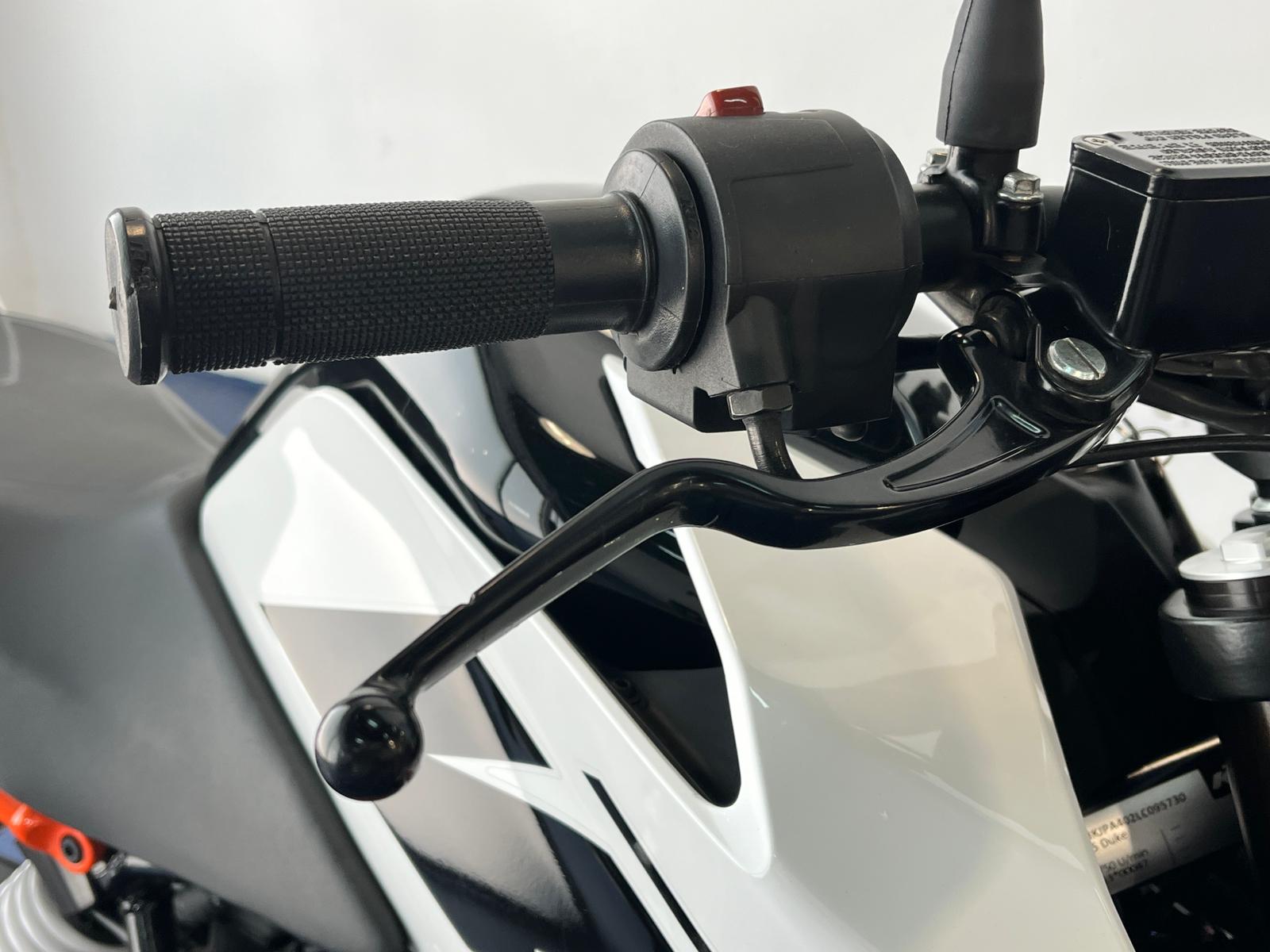 KTM DUKE 125 ABS - Imagen 24