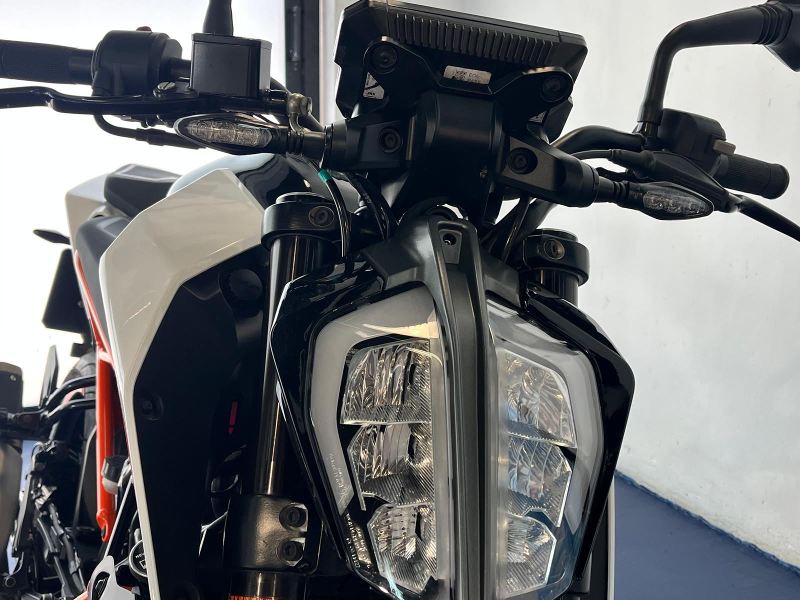 KTM DUKE 125 ABS - Imagen 25