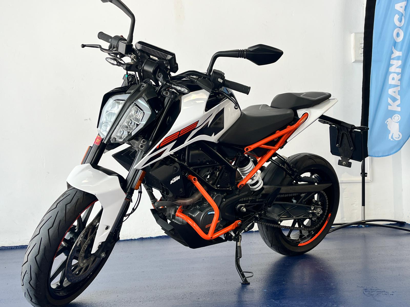 KTM DUKE 125 ABS - Imagen 4