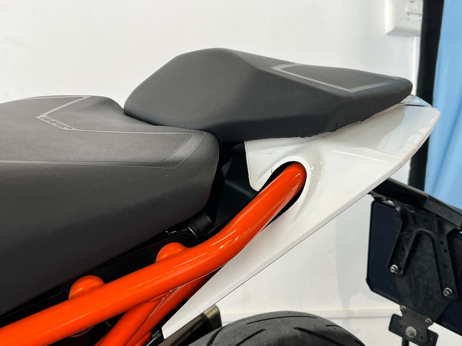KTM DUKE 125 ABS - Imagen 40