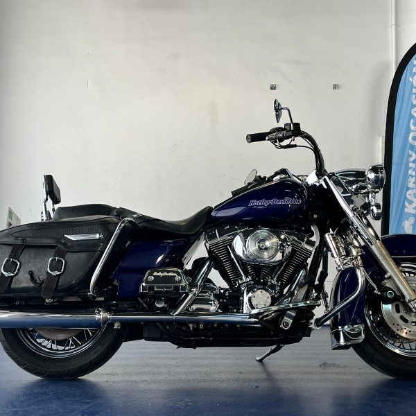 HARLEY-DAVIDSON ROAD KING CLASSIC
