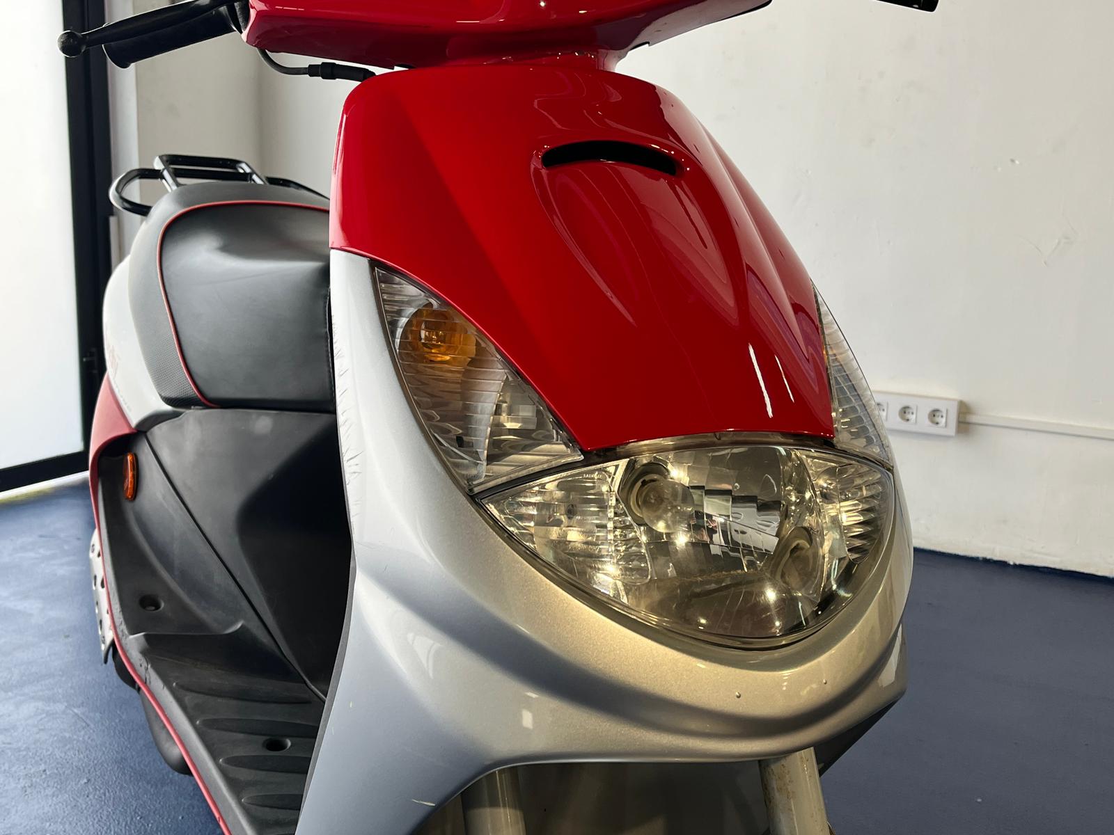 PEUGEOT VIVACITY 50 SPORT LINE - Imagen 16