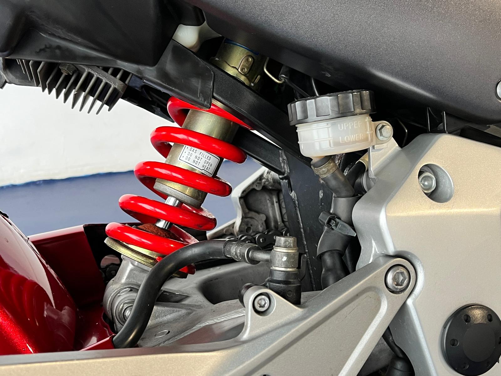 HONDA CB 900 F - Imagen 18