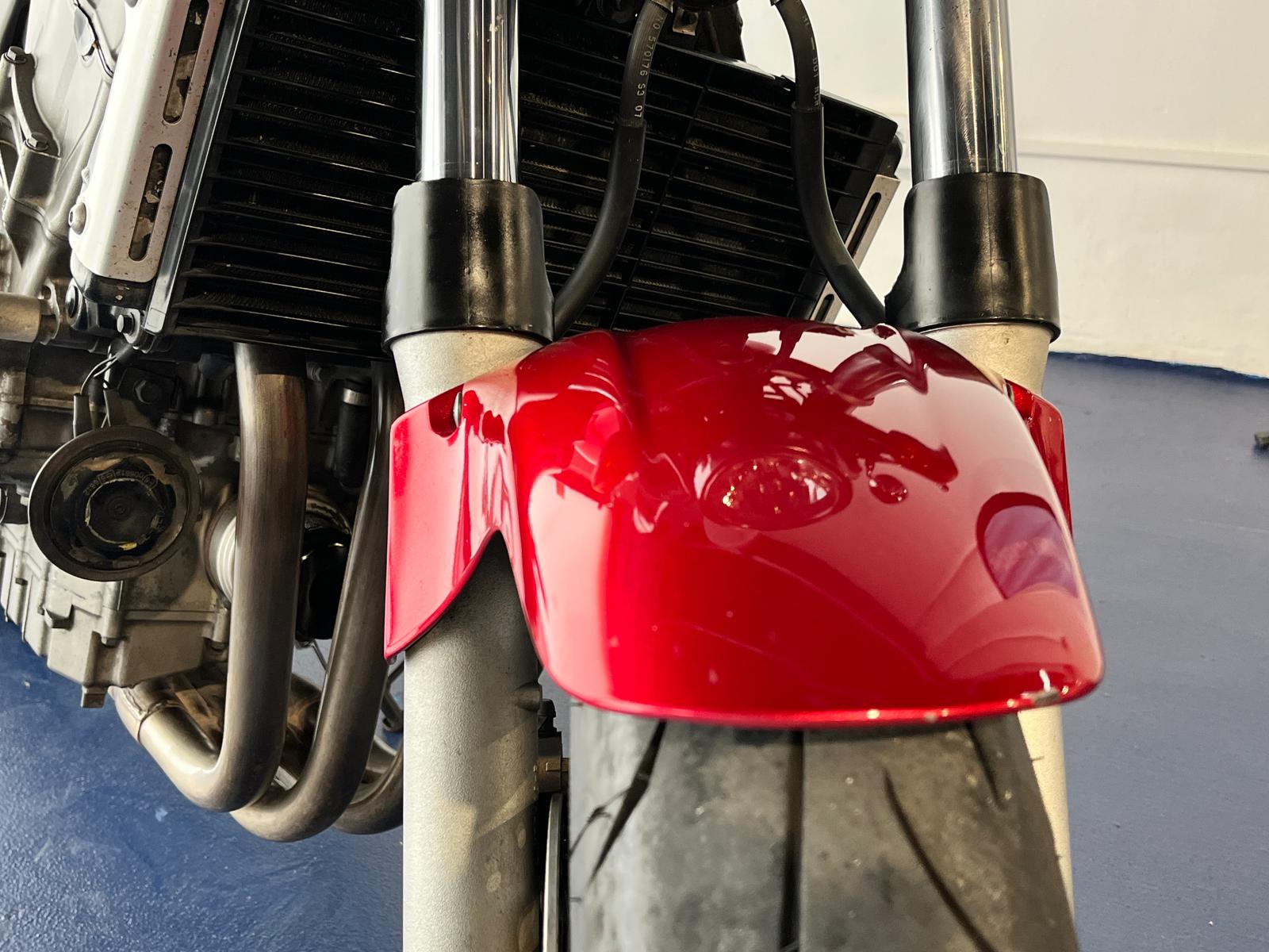 HONDA CB 900 F - Imagen 25