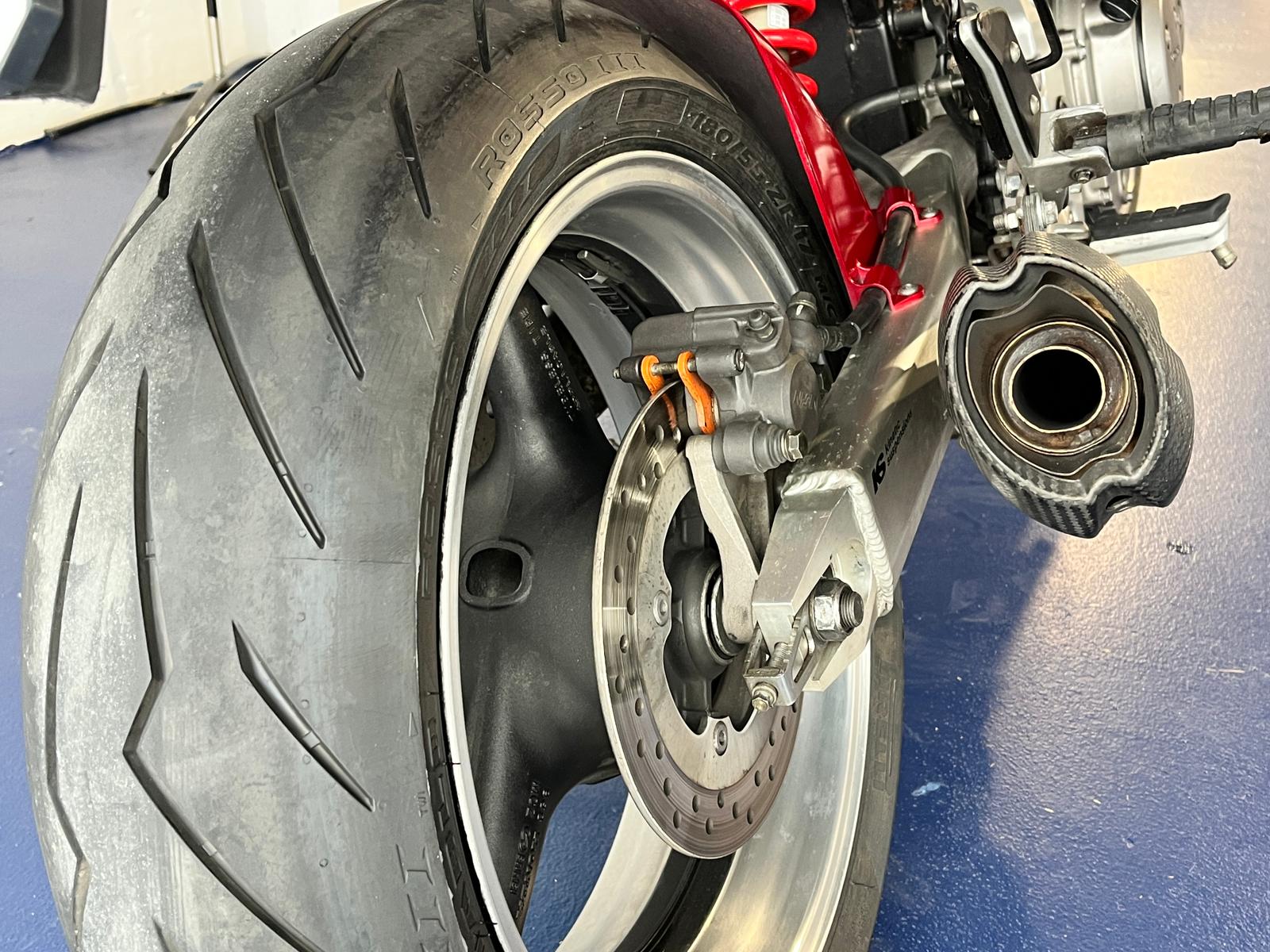 HONDA CB 900 F - Imagen 26