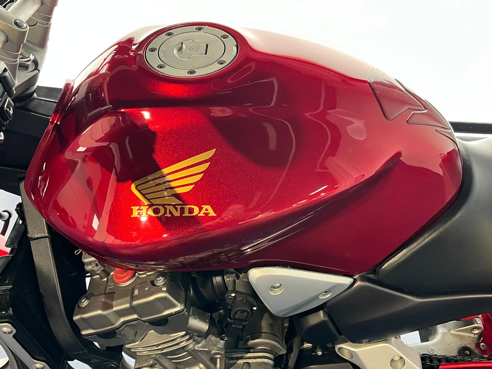 HONDA CB 900 F - Imagen 32