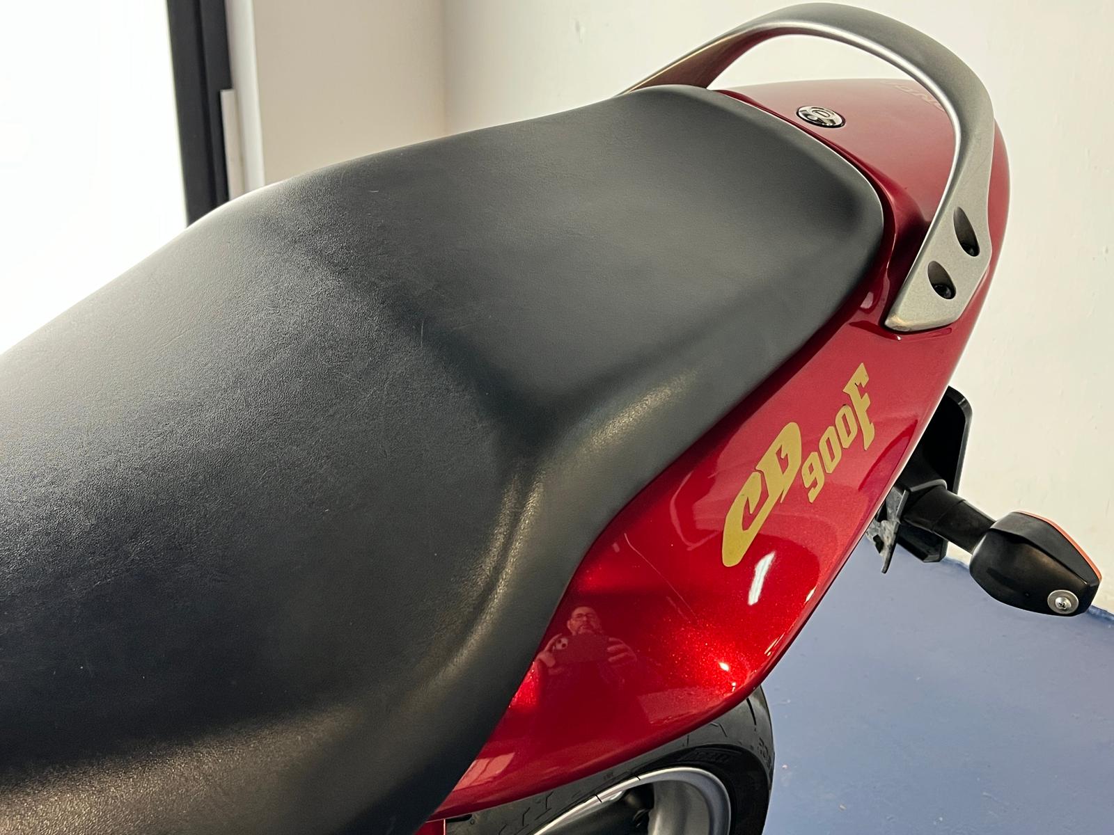 HONDA CB 900 F - Imagen 35