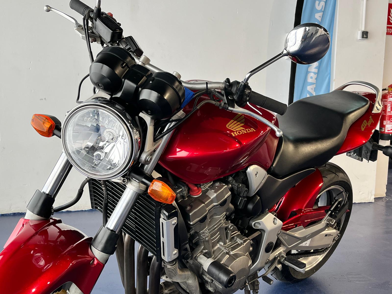 HONDA CB 900 F - Imagen 37