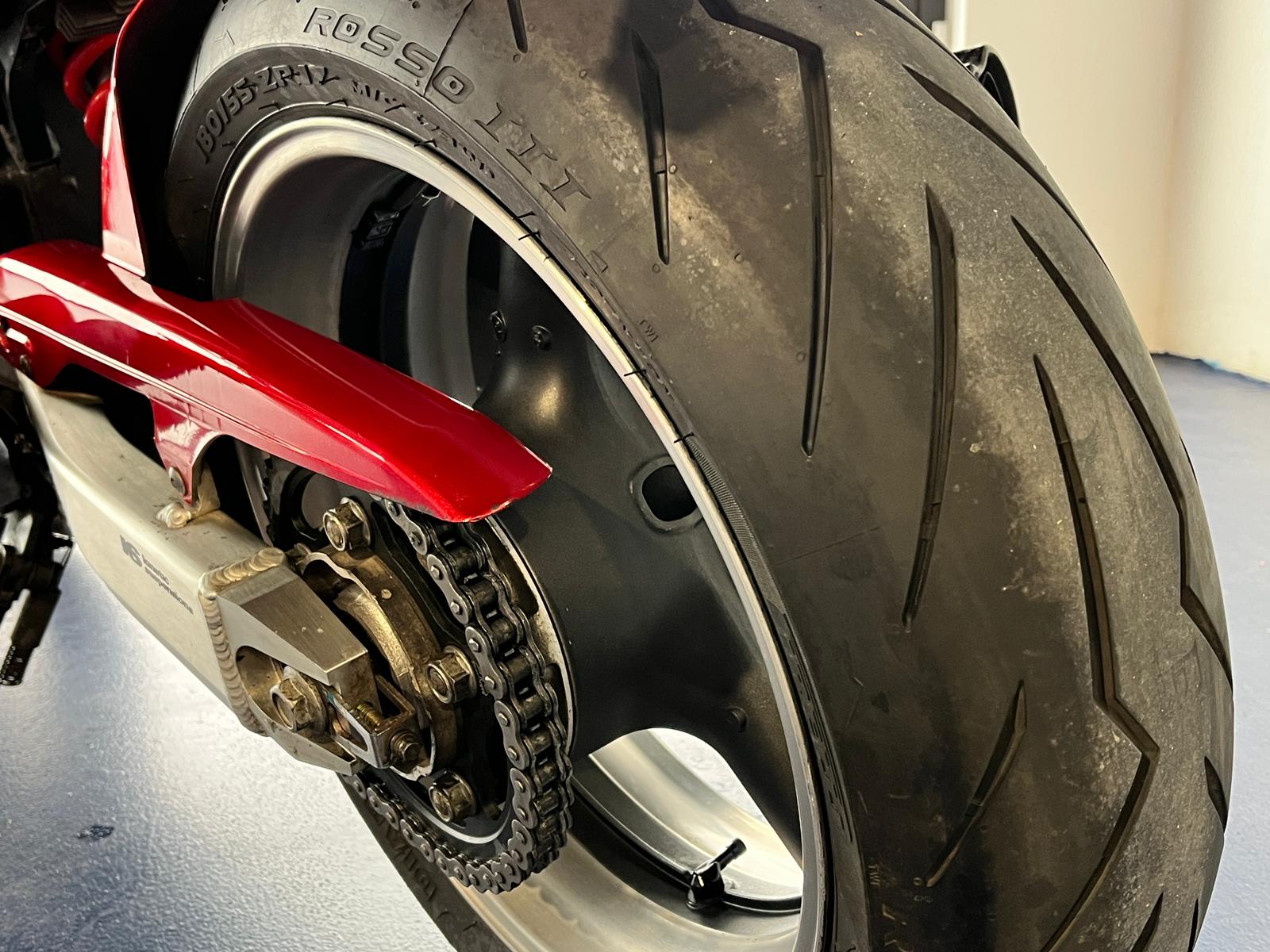 HONDA CB 900 F - Imagen 40