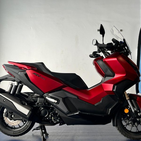HONDA ADV 350
