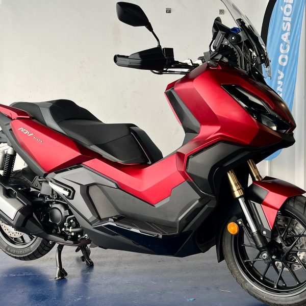 Alternative view of HONDA ADV 350