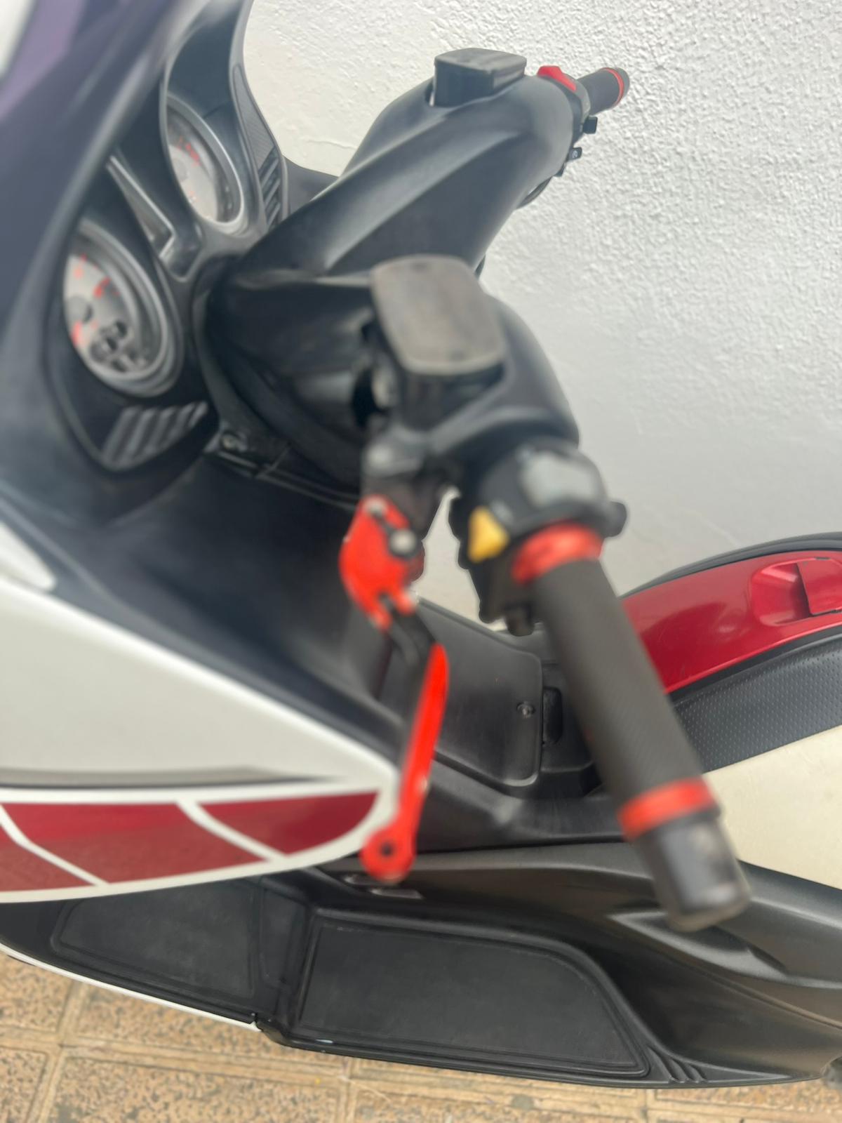YAMAHA T-MAX 500 - Imagen 6