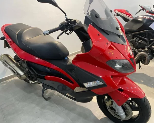 GILERA NEXUXS 500