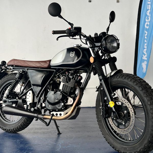 Alternative view of MUTT MASTIFF 125