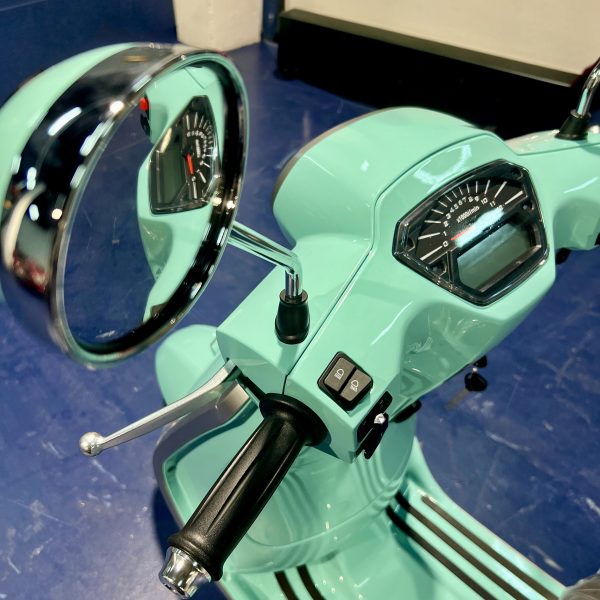 Alternative view of KRC EVA VERDE 50CC