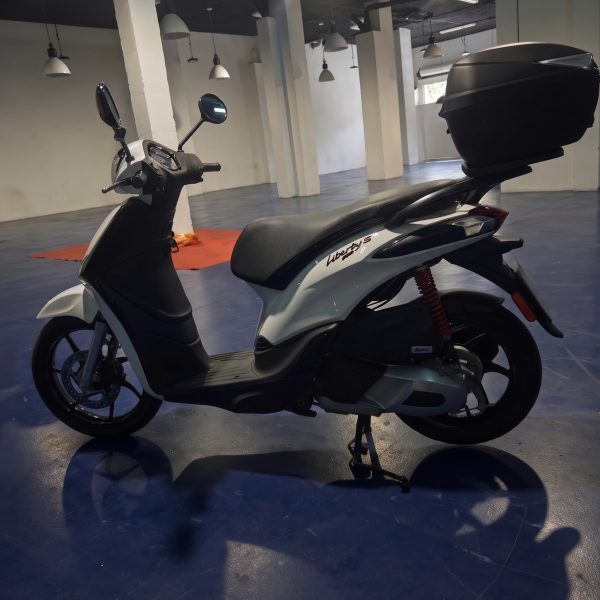 Alternative view of LIBERTY DE 125CC