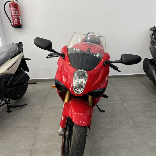 HYOSUNG GT 125 R (2011)